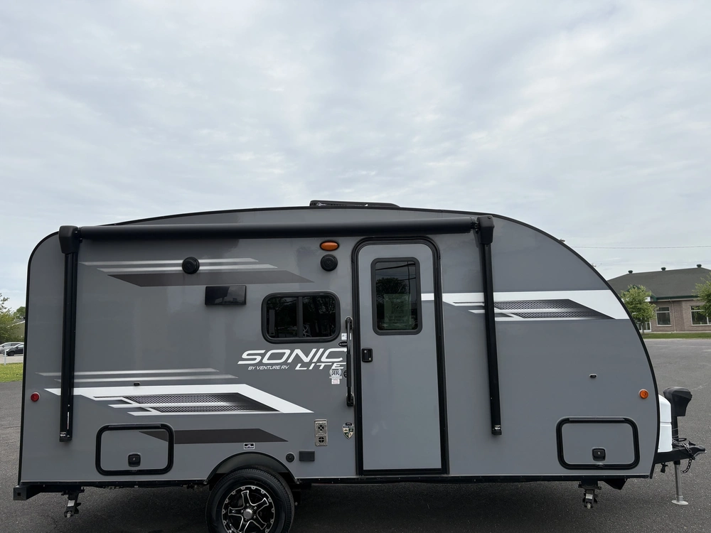 Venture Rv Sonic 150vrb 2023 alt