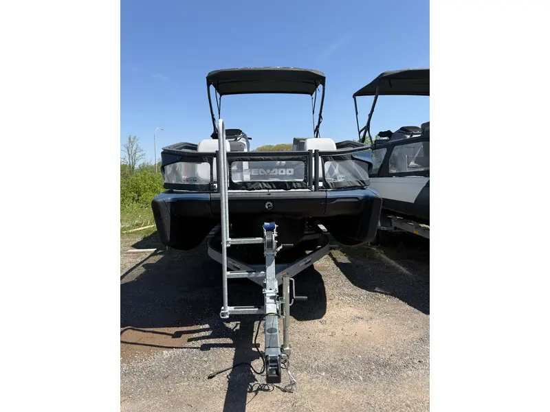 Sea-Doo Switch® Sport 21 - 230 hp W/ Galvanized Trailer 2024