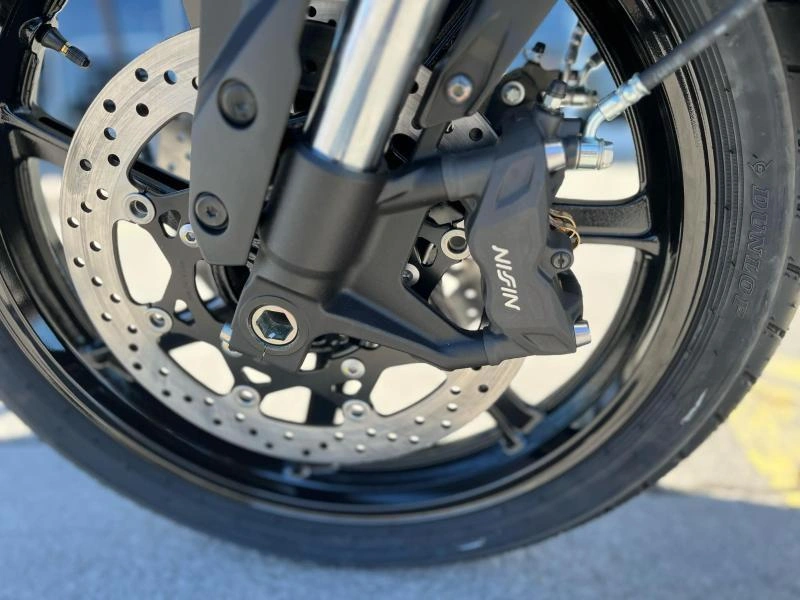 Suzuki V-strom 800 2025 alt