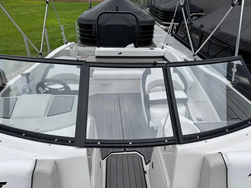 2023 Starcraft SVX 210 OB