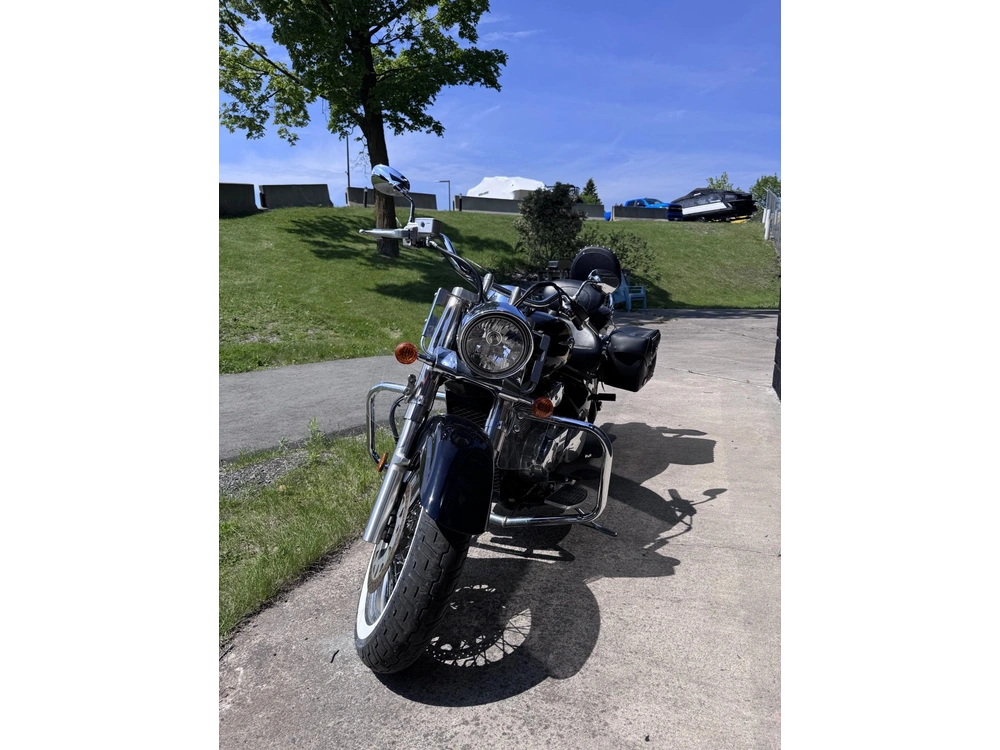 2018 Suzuki Boulevard C50t alt