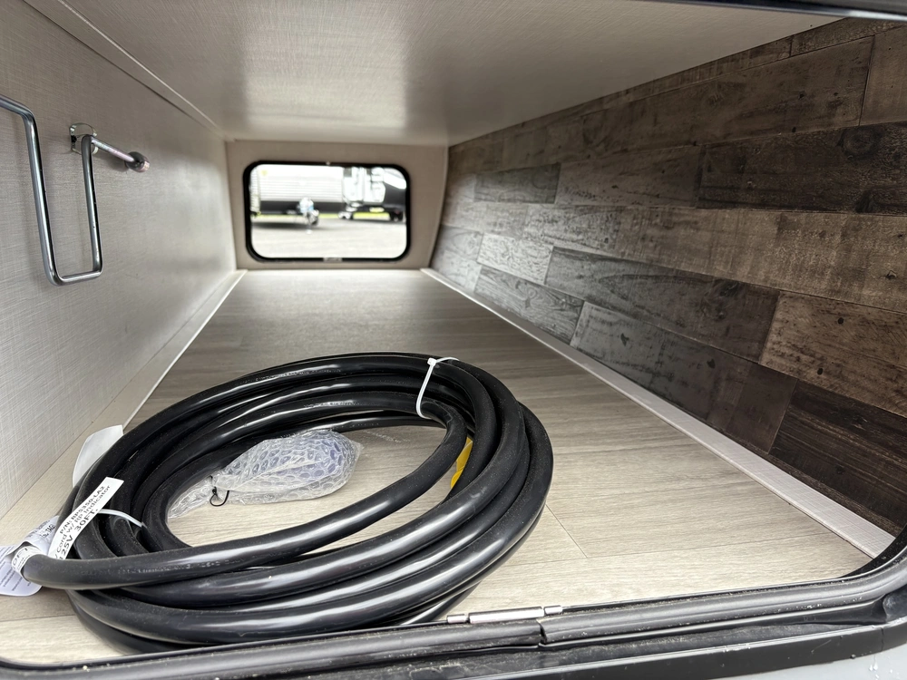 Venture Rv Sonic 150vrb 2023 alt