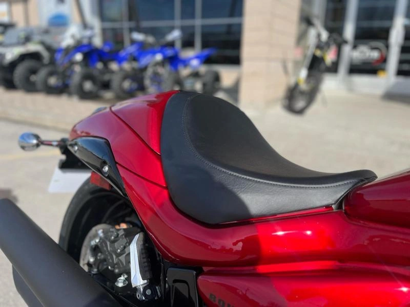 Suzuki Boulevard M109r Boss 2025 alt