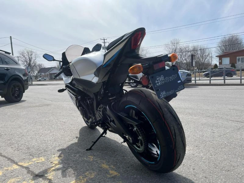 Suzuki Gsx-r1000a 2025 alt