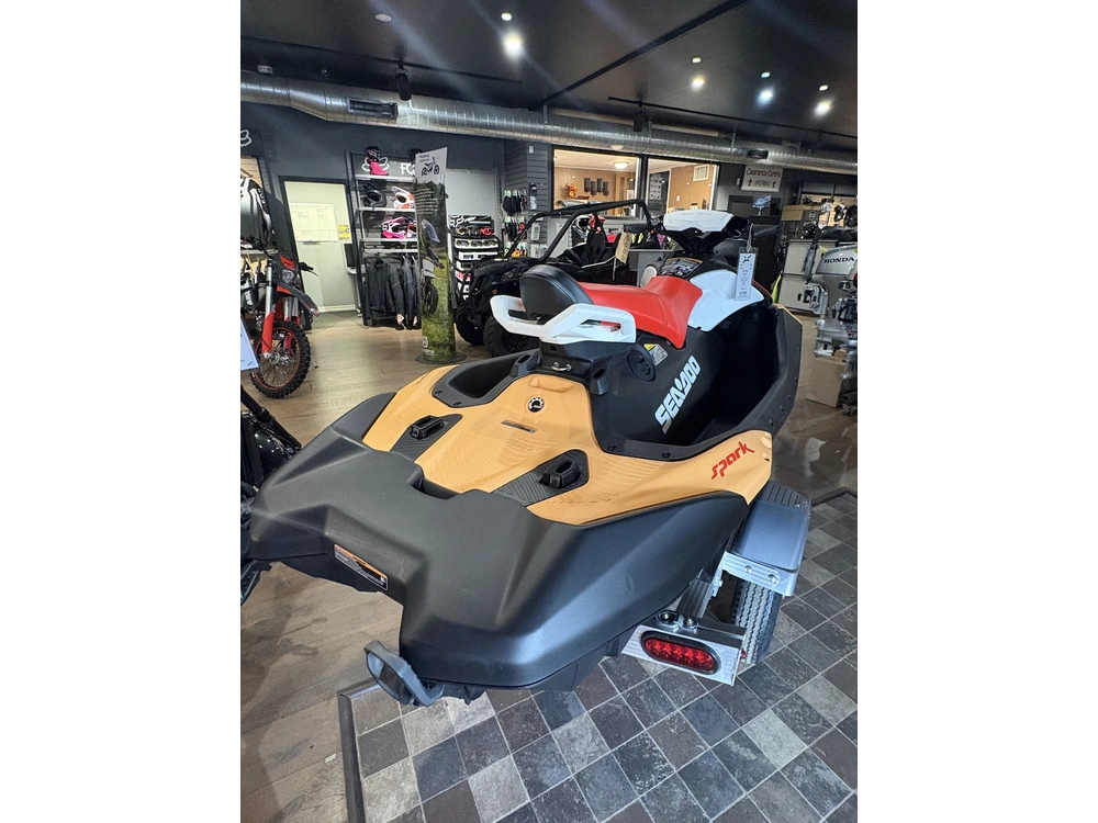 2025 Sea-doo/brp Spark 3up 900 alt