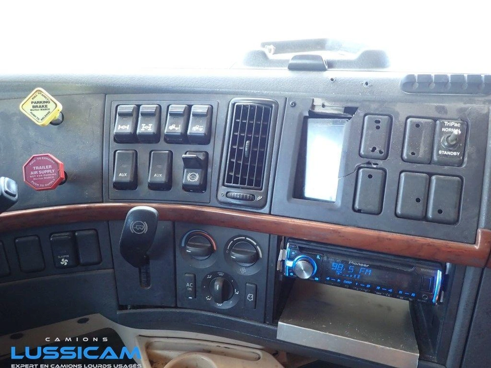 Volvo Vnl880 2006