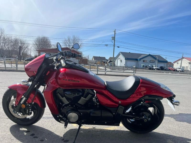 Suzuki Boulevard M109r Boss 2025 alt
