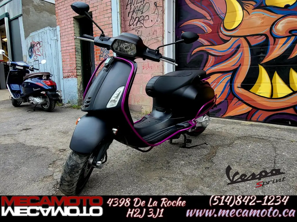 2019 Vespa Sprint 50 Notte