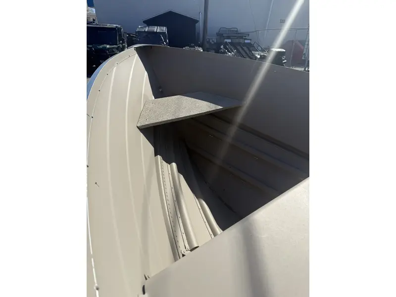 Legend 16 Widebody LS - $39.95 weekly Oac 2023