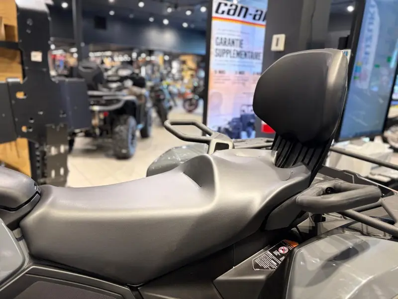 2025 Can-Am Outlander MAX DPS 700