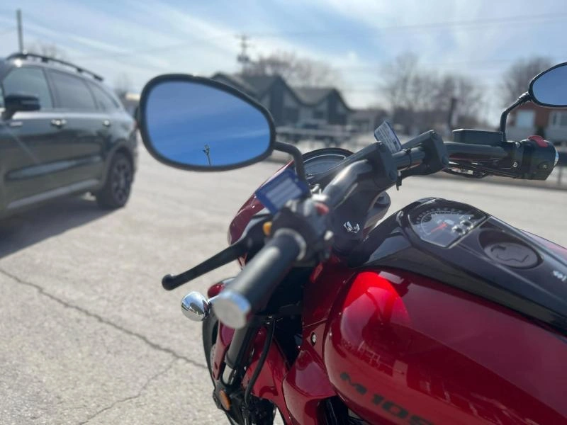 Suzuki Boulevard M109r Boss 2025 alt