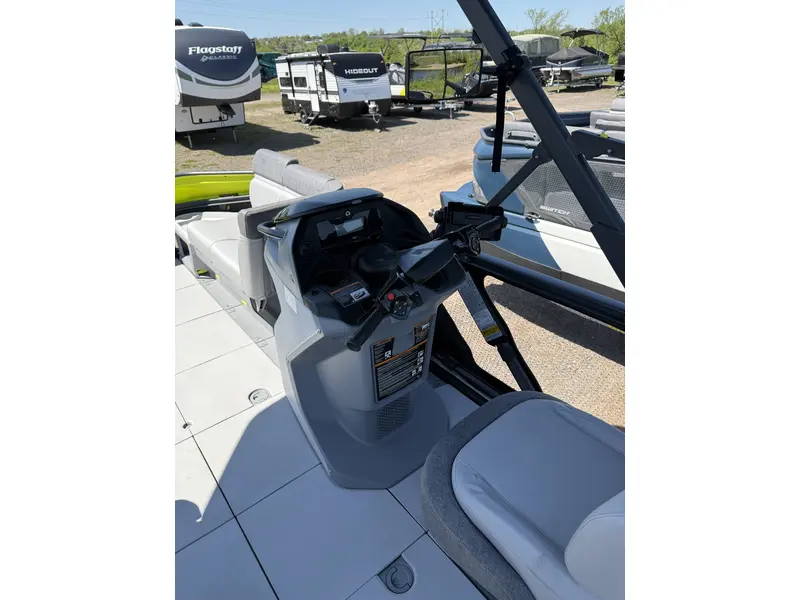 Sea-Doo Switch Cruise 18' 230hp 2024