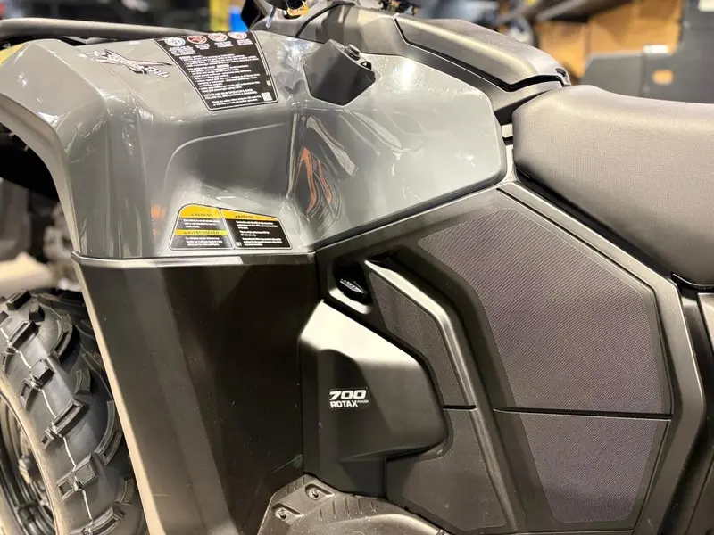 2025 Can-Am Outlander MAX DPS 700