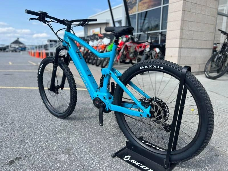 Scott Strike 940 Medium 2025 alt