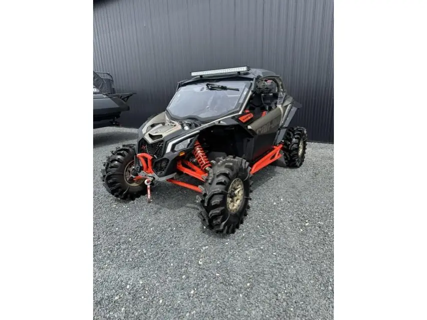 2022 Can-Am SSV MAV XMR TURBRR GY-72 22 X mr TURBO RR 72 – Liquid Titanium And Magma Red