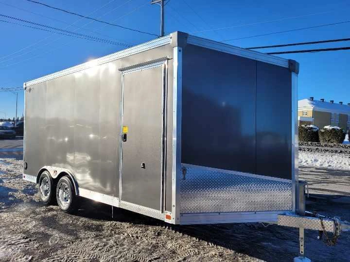 Ideal Cargo Idev8.516ta3 8.5 X 16 Evocore Porte Rampe 2024 alt