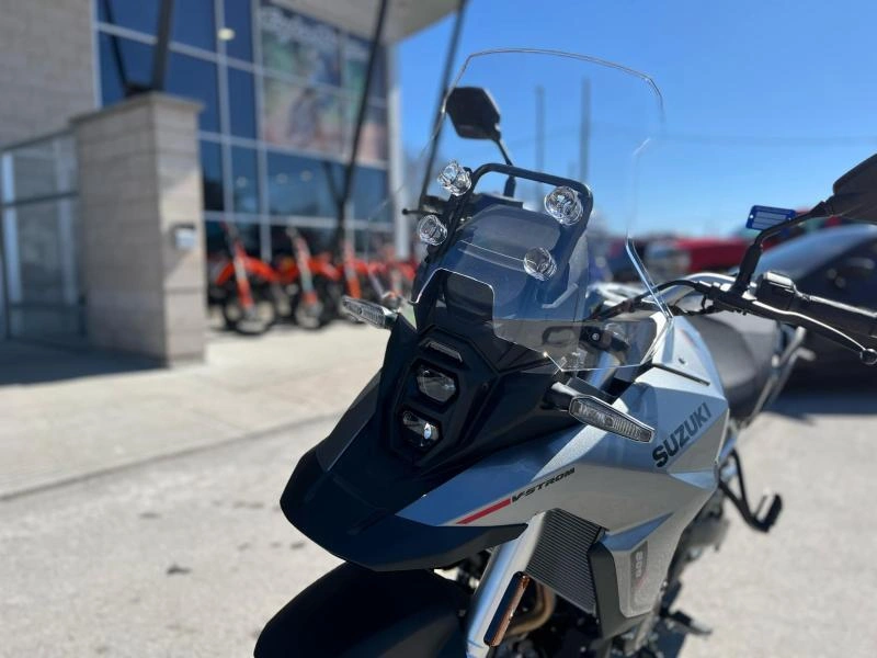 Suzuki V-strom 800 2025 alt