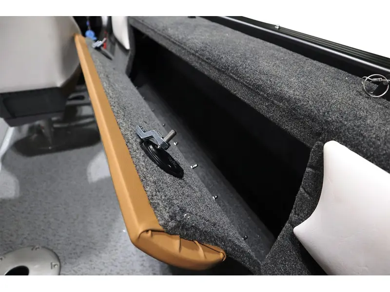 Legend X18 w/ 90 ELPT 4S Merc, galv trailer & bow to stern cover 2024