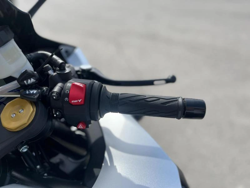 Suzuki Gsx-r1000a 2025 alt