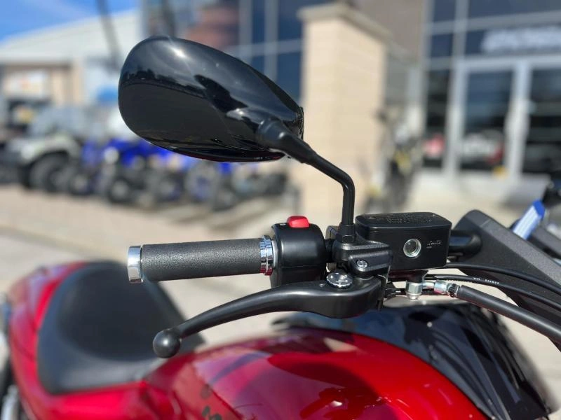 Suzuki Boulevard M109r Boss 2025 alt
