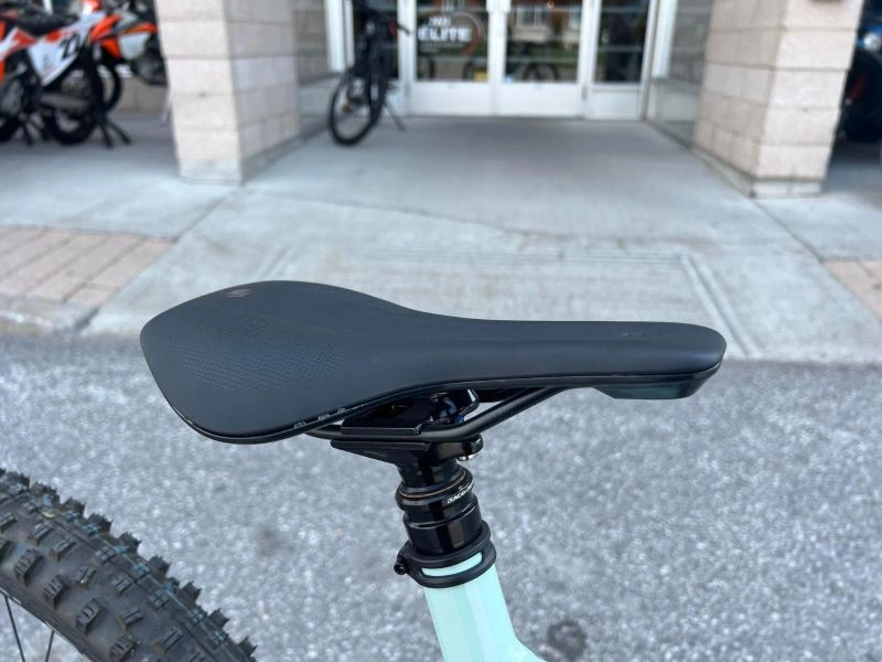 Scott Contessa Genius 910 Large 2022 alt