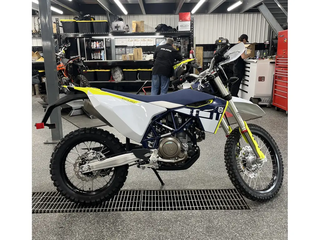 2024 Husqvarna 701 ENDURO 