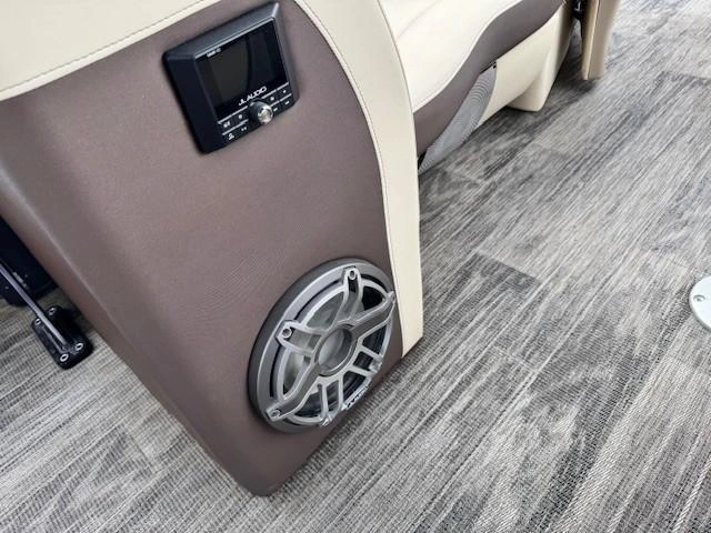 2023 Godfrey Marine Sanpan 2700 Ulw alt