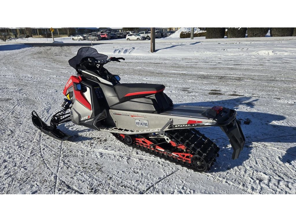 Polaris Indy Vr1 650 137 2021 alt