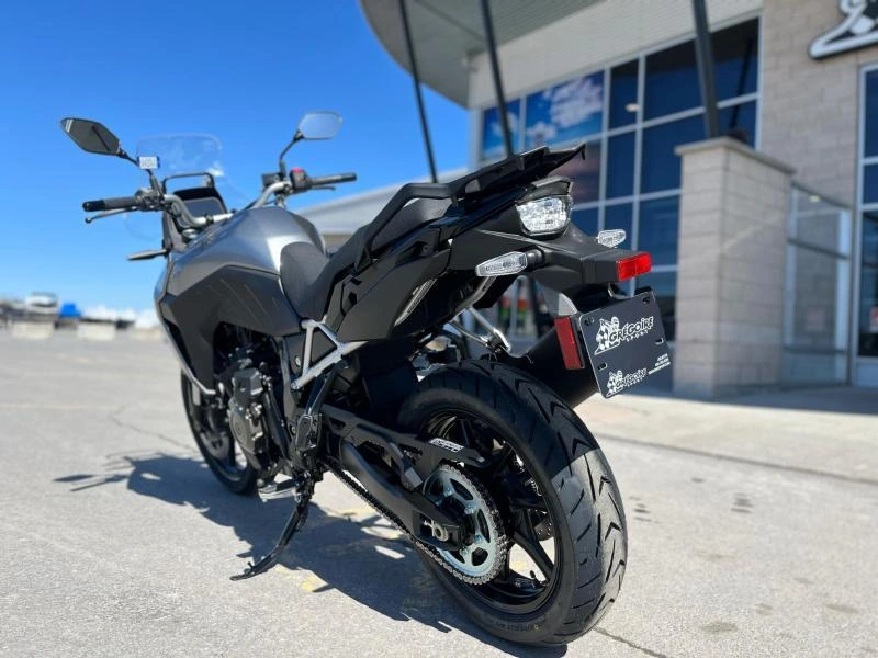Suzuki V-strom 800 2025 alt
