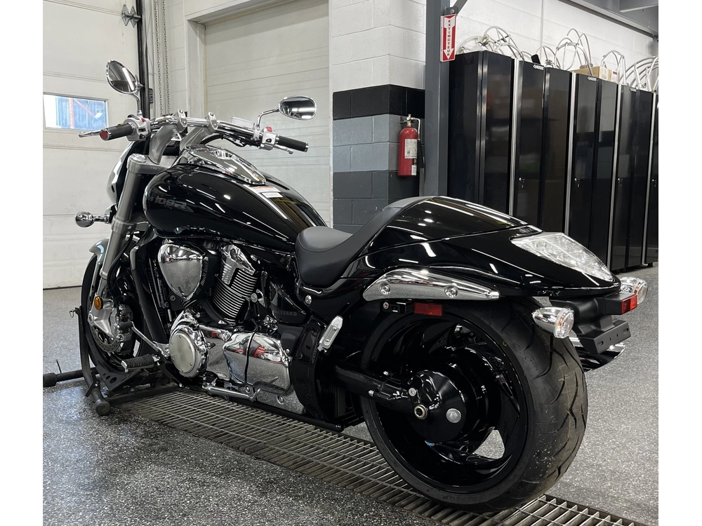 Suzuki Boulevard M109r 2025 alt