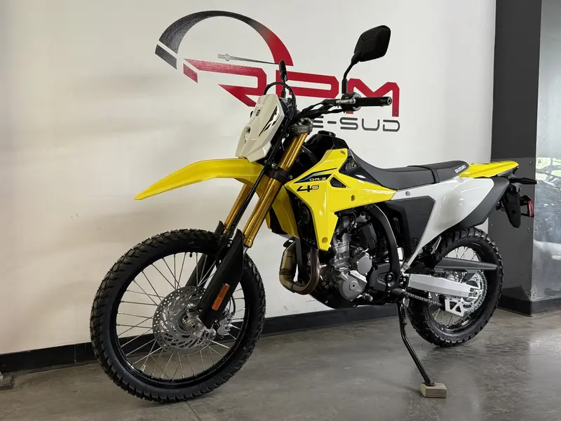 2025 Suzuki DR-Z4S *5.99% jusqu'à 60 mois