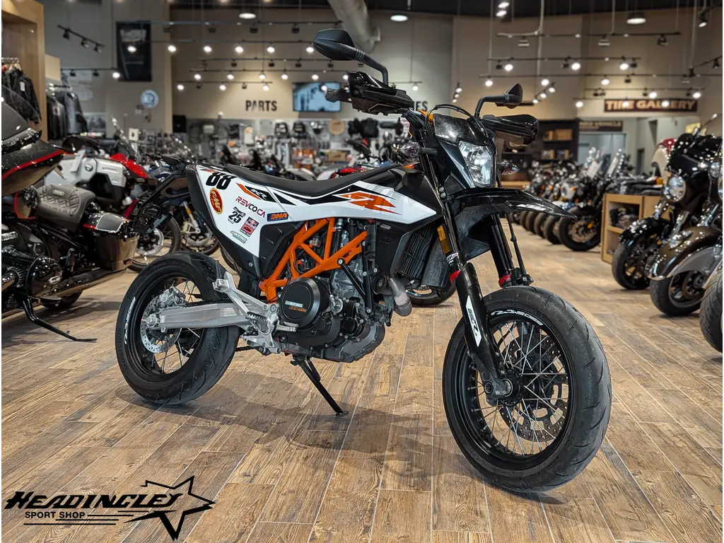 2020 KTM 690 SMC R // Orange/White 
