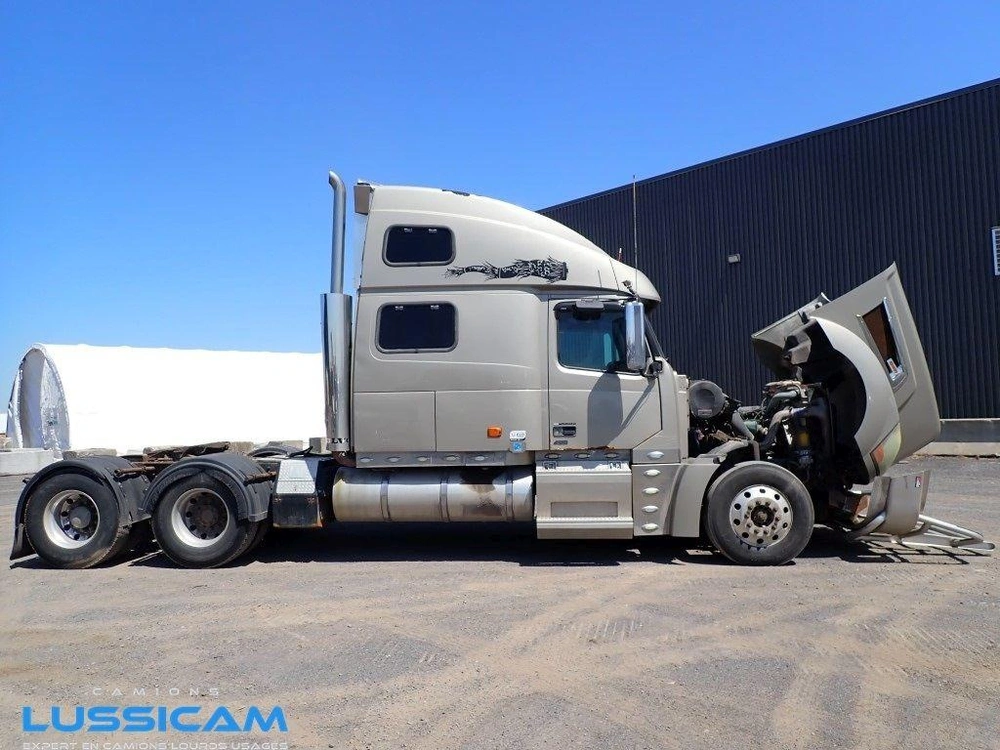 Volvo Vnl880 2006