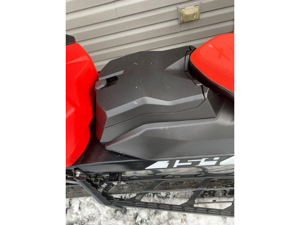 2021 Ski-doo Summit alt