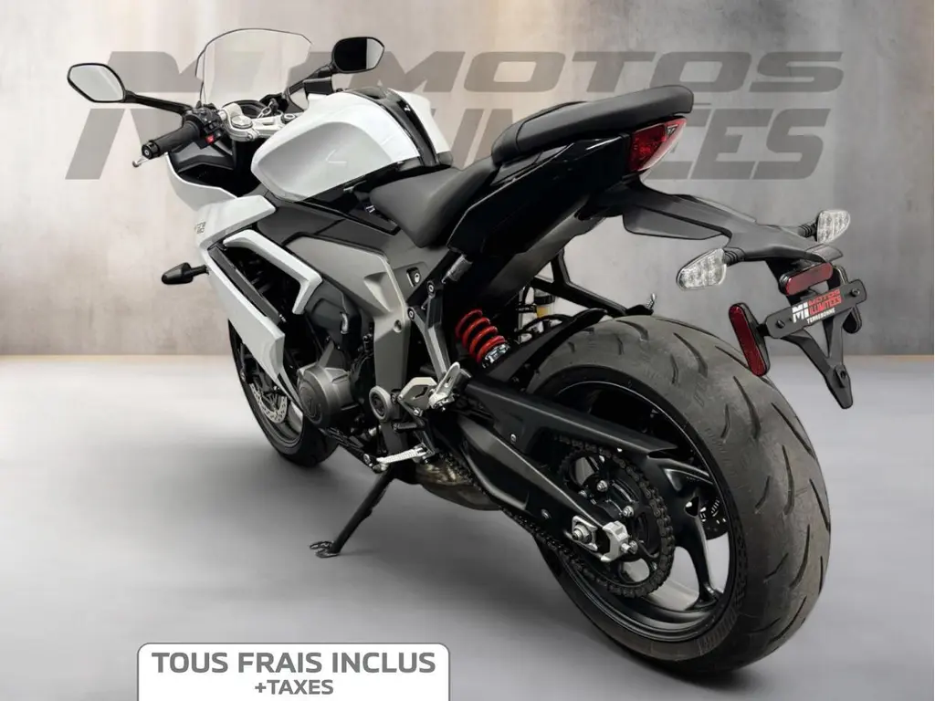 2025 Triumph DAYTONA 660