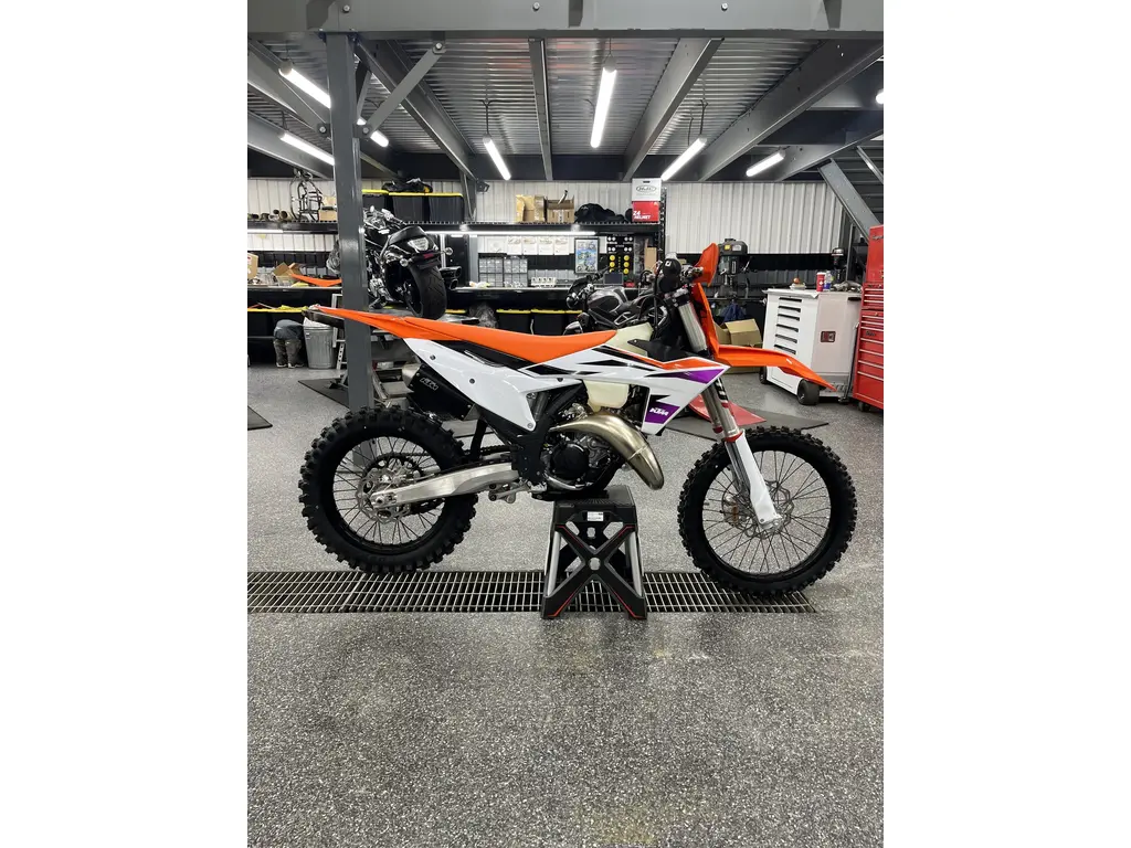 2024 KTM 125 XC 