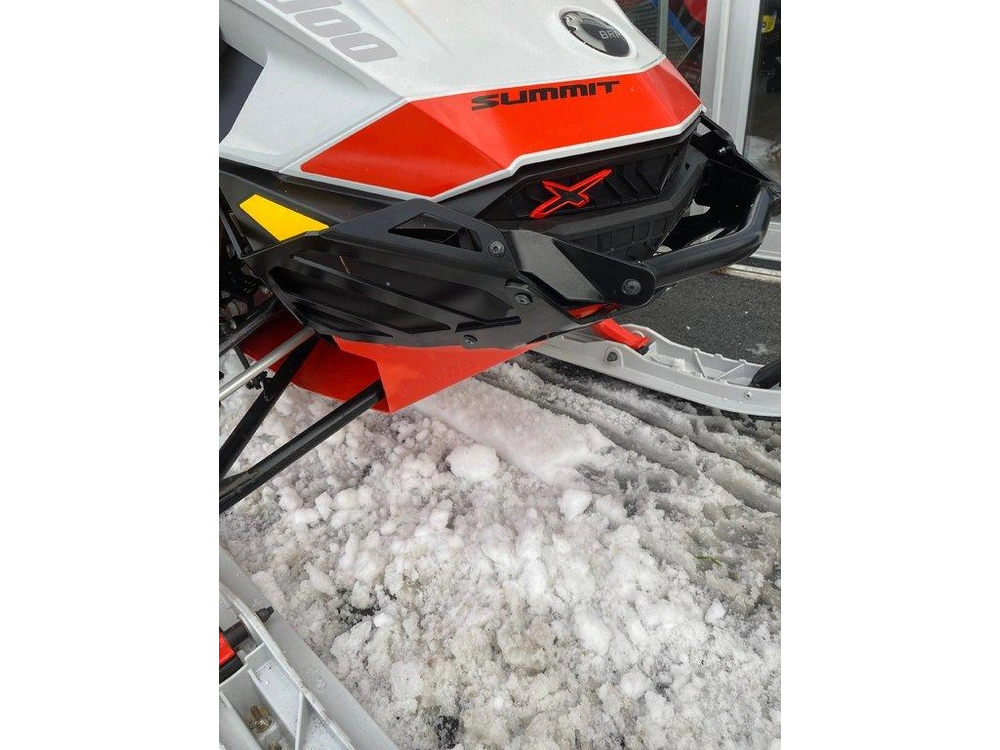 2021 Ski-doo Summit alt