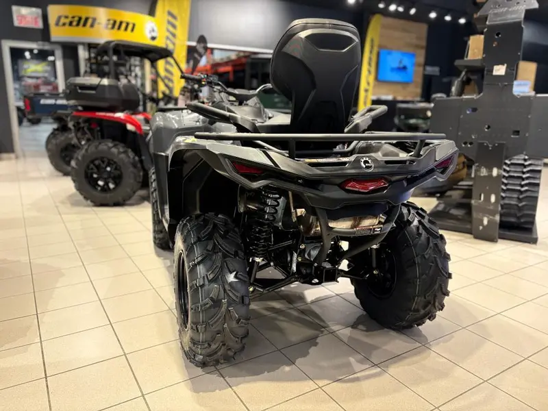 2025 Can-Am Outlander MAX DPS 700