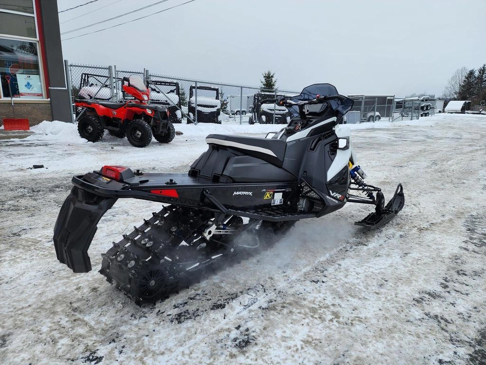 Polaris Indy Vr1 137 650 2021 alt