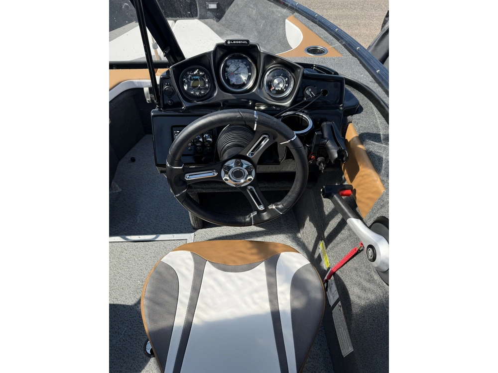 2024 Legend X18 W/ 90 Elpt 4s Merc, Galv Trailer & Bow To Stern Cover