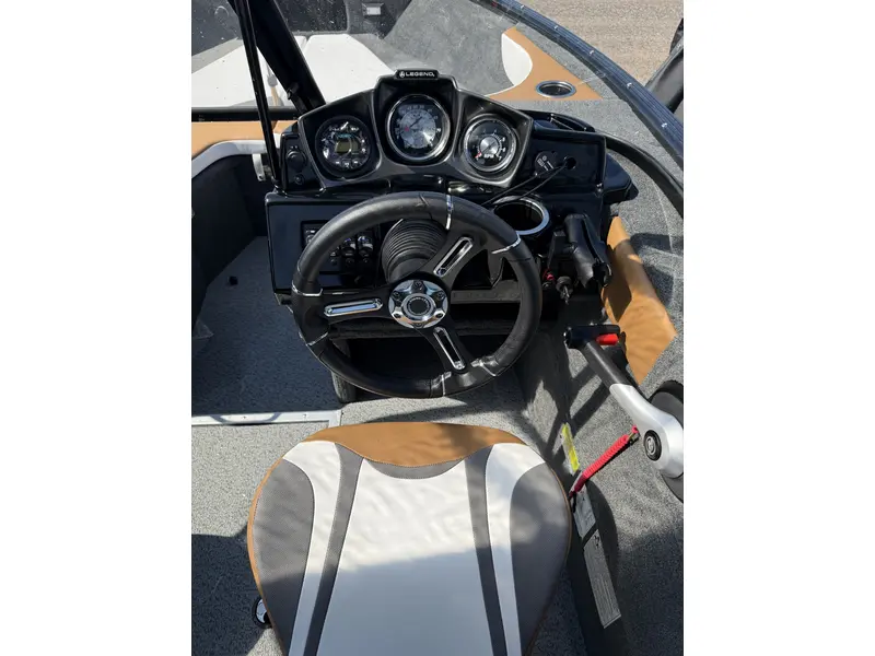 Legend X18 w/ 90 ELPT 4S Merc, galv trailer & bow to stern cover 2024