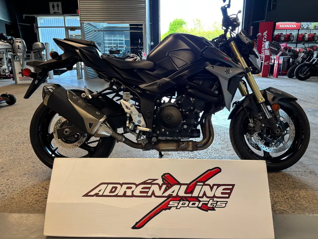 2016 Suzuki gsx-s