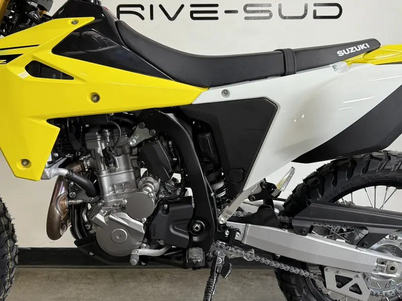 2025 Suzuki DR-Z4S *5.99% jusqu'à 60 mois