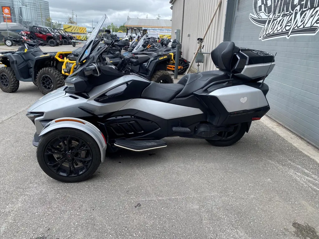 2022 Can-Am Spyder RT Limited