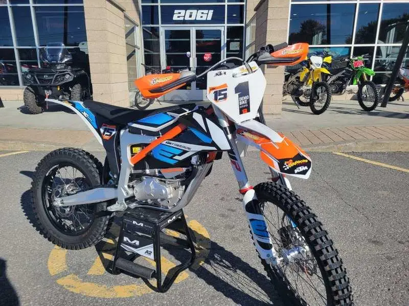 2022 KTM FREERIDE E-XC thumbnail 2