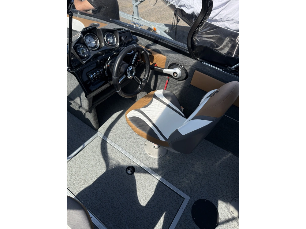 2024 Legend X18 W/ 90 Elpt 4s Merc, Galv Trailer & Bow To Stern Cover