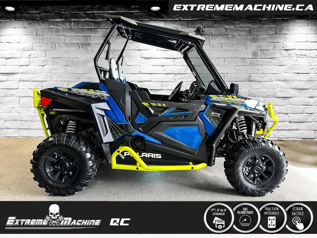 2017 Polaris RZR® 900 EPS BLUE FIRE SEULEMENT 1640KM & BCP D’ACCESSOIRES