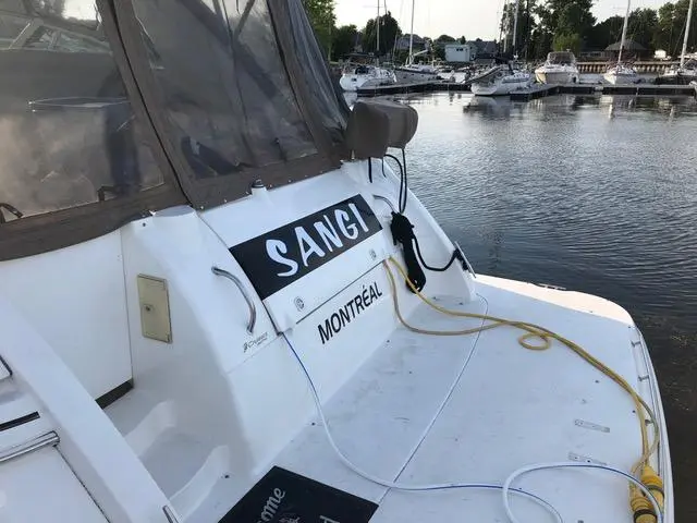 Cruisers Yachts 3870 2002