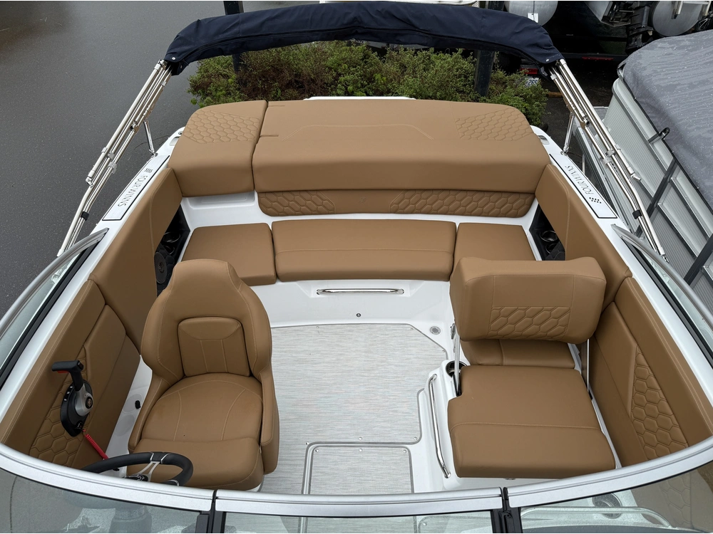 2025 Four Winns H1 Mercruiser 4.5l alt