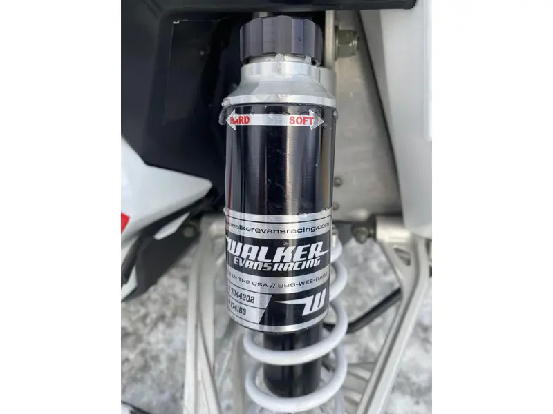 2017 Polaris S17EFS8PSL